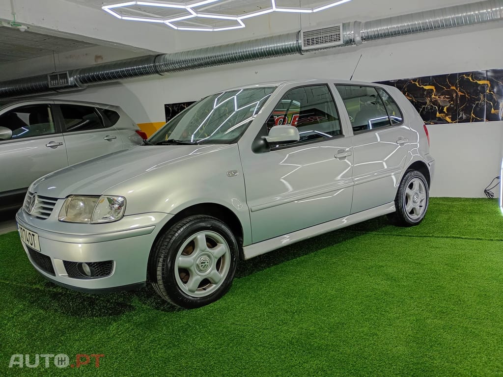 Volkswagen Polo 1.4 TDi Confortline ABS