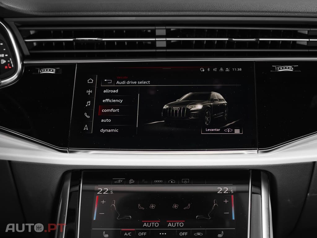 Audi Q7 55 TFSIe quattro S line Tiptronic