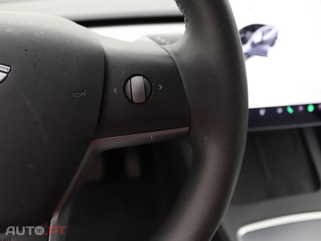 Tesla Model 3 Long-Range AWD I.V.A DEDUTÍVEL