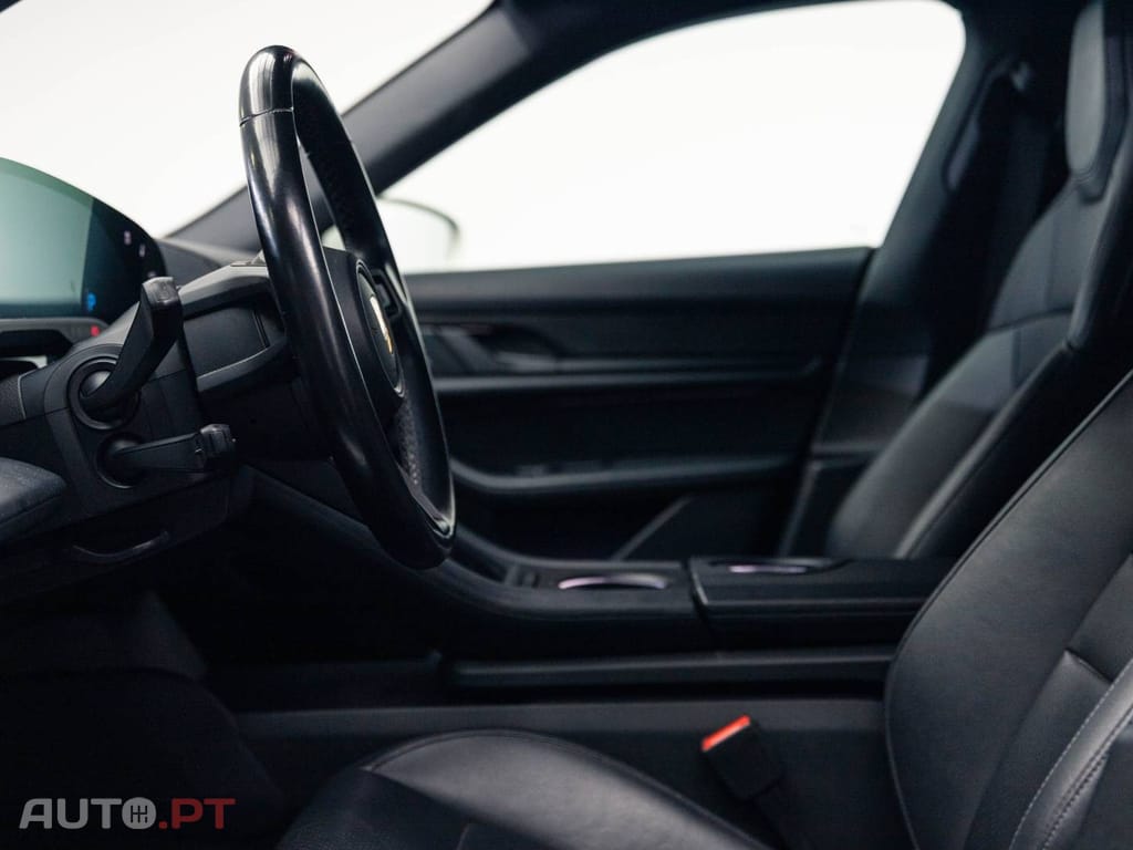 Porsche Taycan 4S bateria Performance Plus