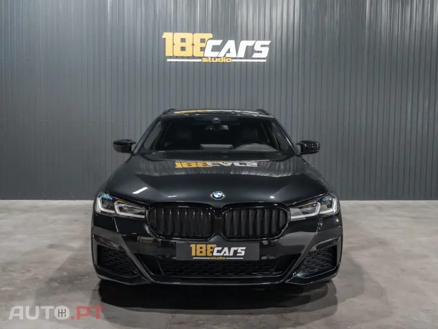 BMW 530 e Pack Desportivo M