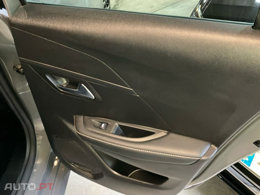 Peugeot 208 1.2 PureTech Allure