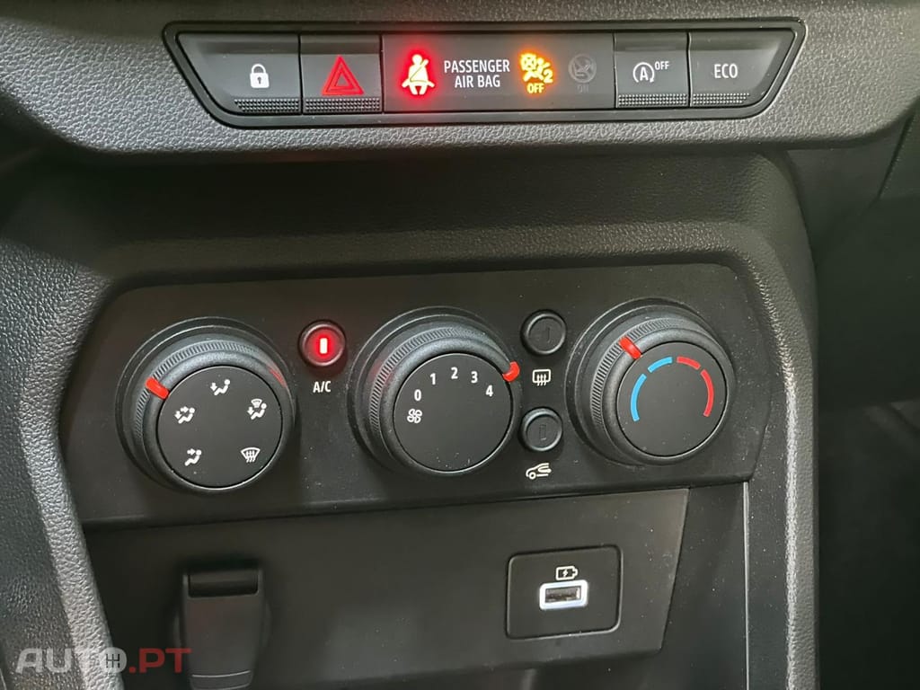 Dacia Jogger ECO-G 100 Bi-Fuel Essential 7 lugares