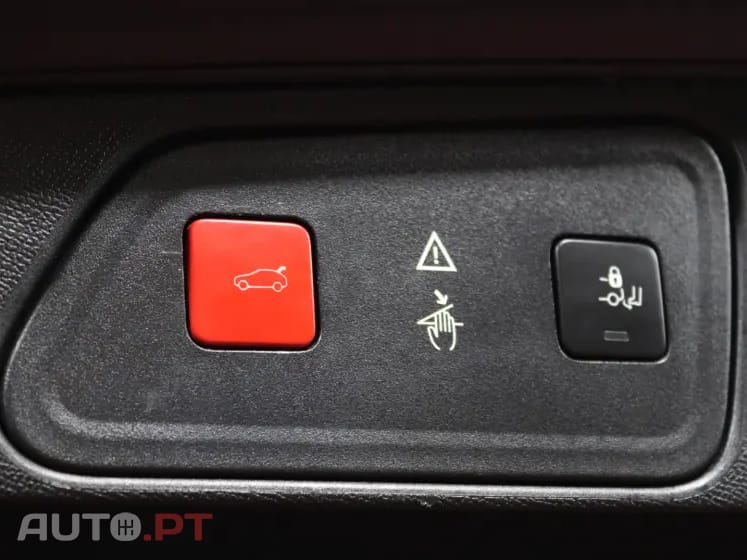 Peugeot 3008 1.5 BlueHDi Allure EAT8