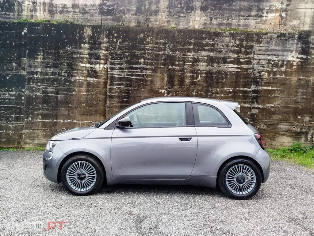 Fiat 500e 42 kWh Icon