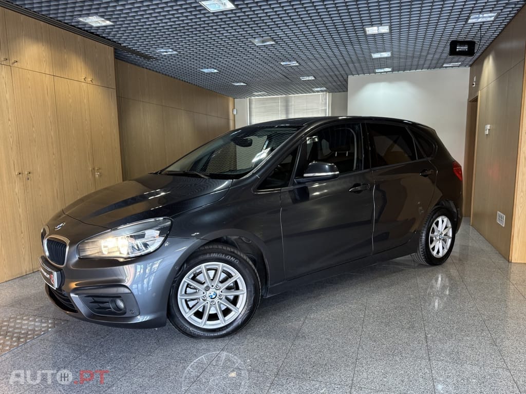 BMW 216 d Line Luxury Auto