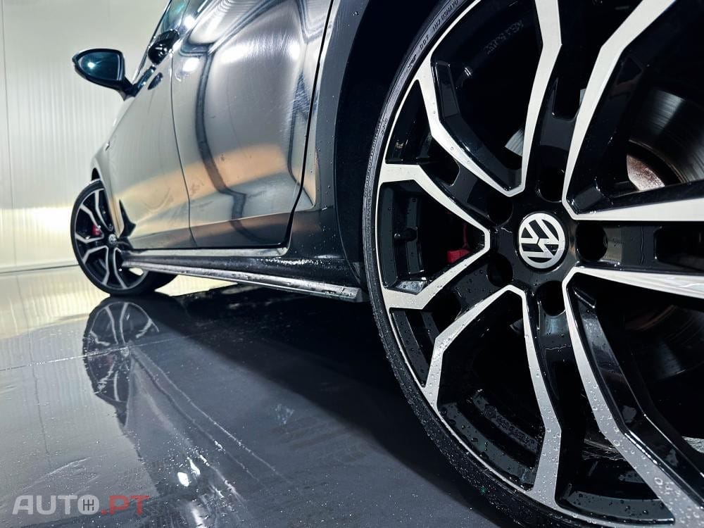 Volkswagen Golf GTi DSG