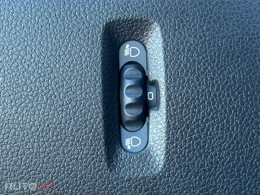 Renault Master Outro