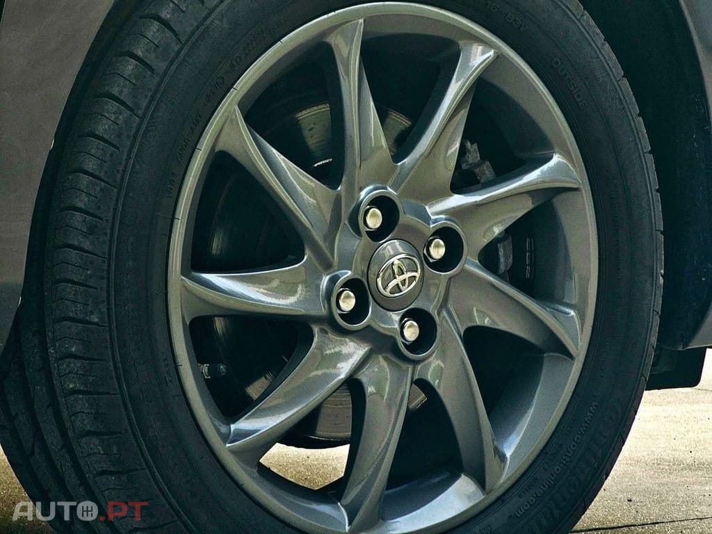 Toyota Yaris 1.5 HSD Comfort