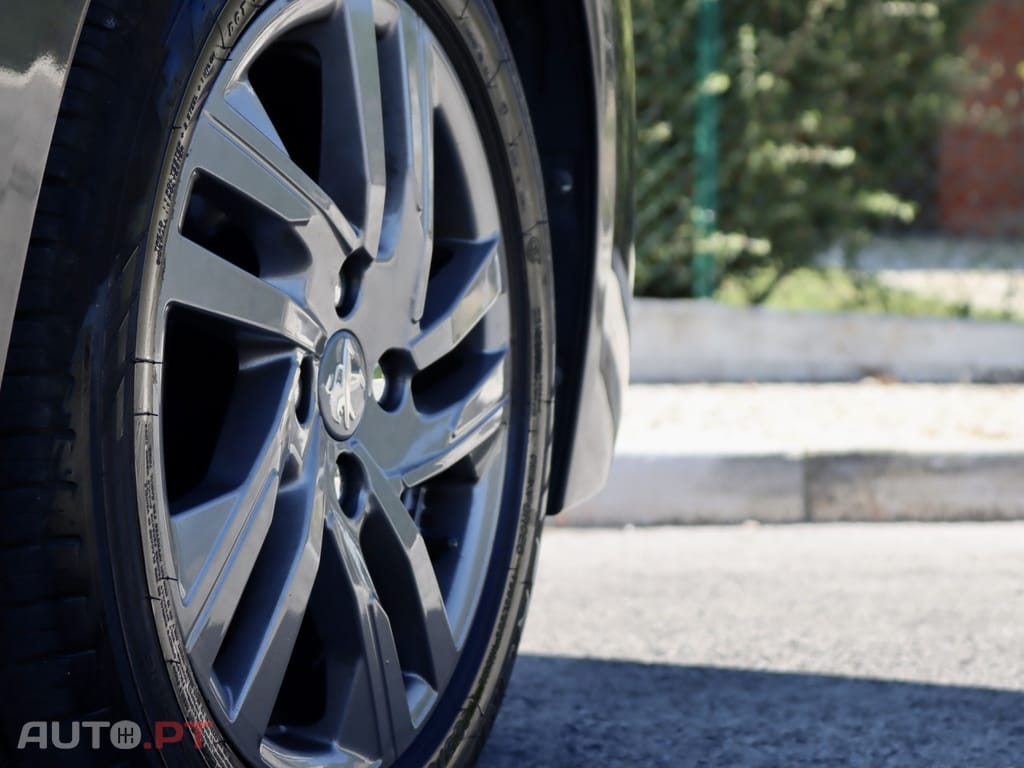 Peugeot 208 1.2 PureTech Active