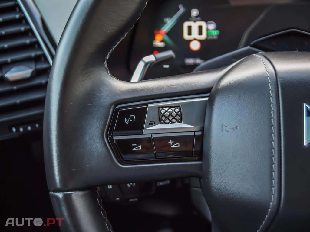 DS DS7 Crossback E-Tense 4x4 Rivoli 300cv