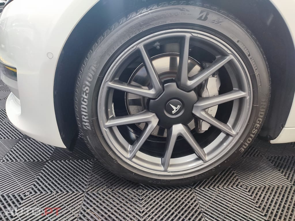 Tesla Model 3 ND