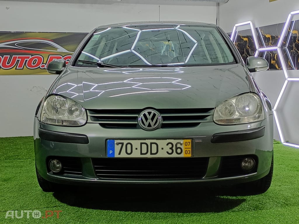 Volkswagen Golf 1.9 TDi 6V Confortline