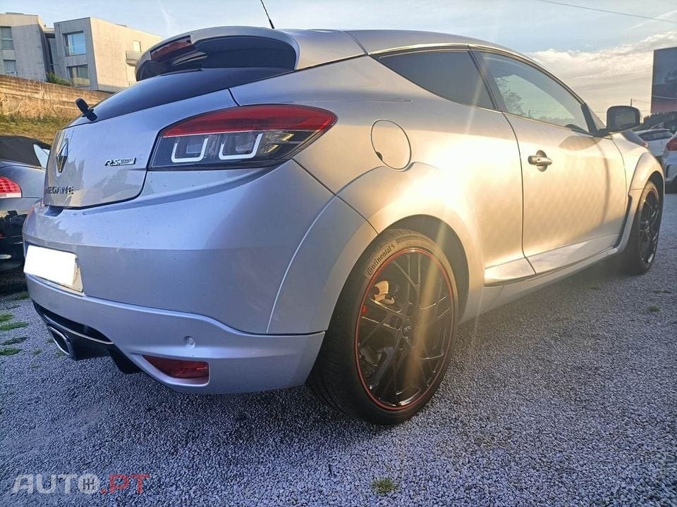 Renault Mégane Coupe 2.0 T 16V RS