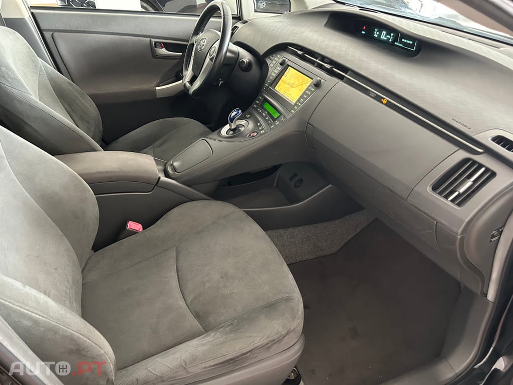 Toyota Prius 1.8 PREMIUM