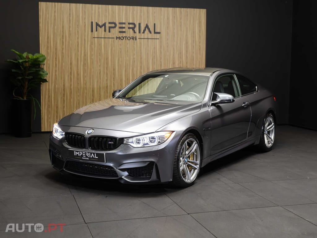 BMW M4 Auto