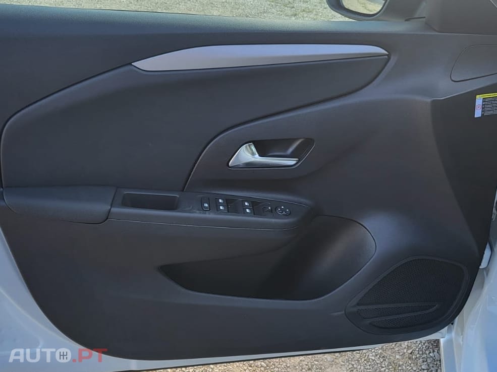 Opel Corsa 1.2 T Edition CA8