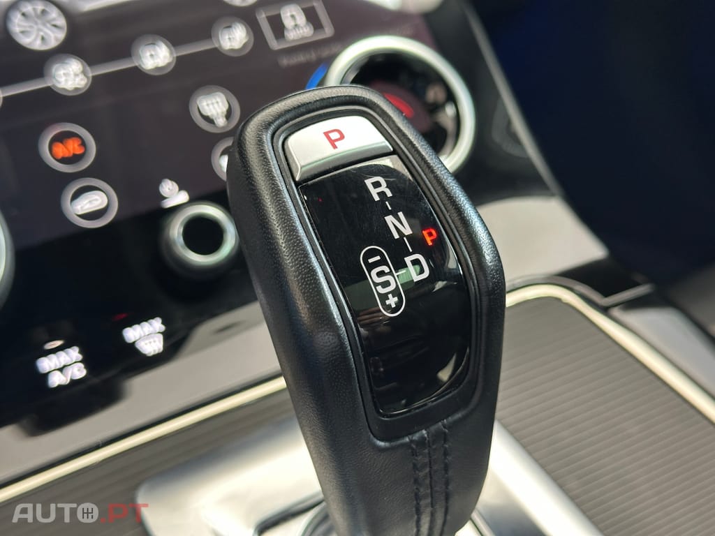 Land Rover Evoque P250 R-Dynamic HSE