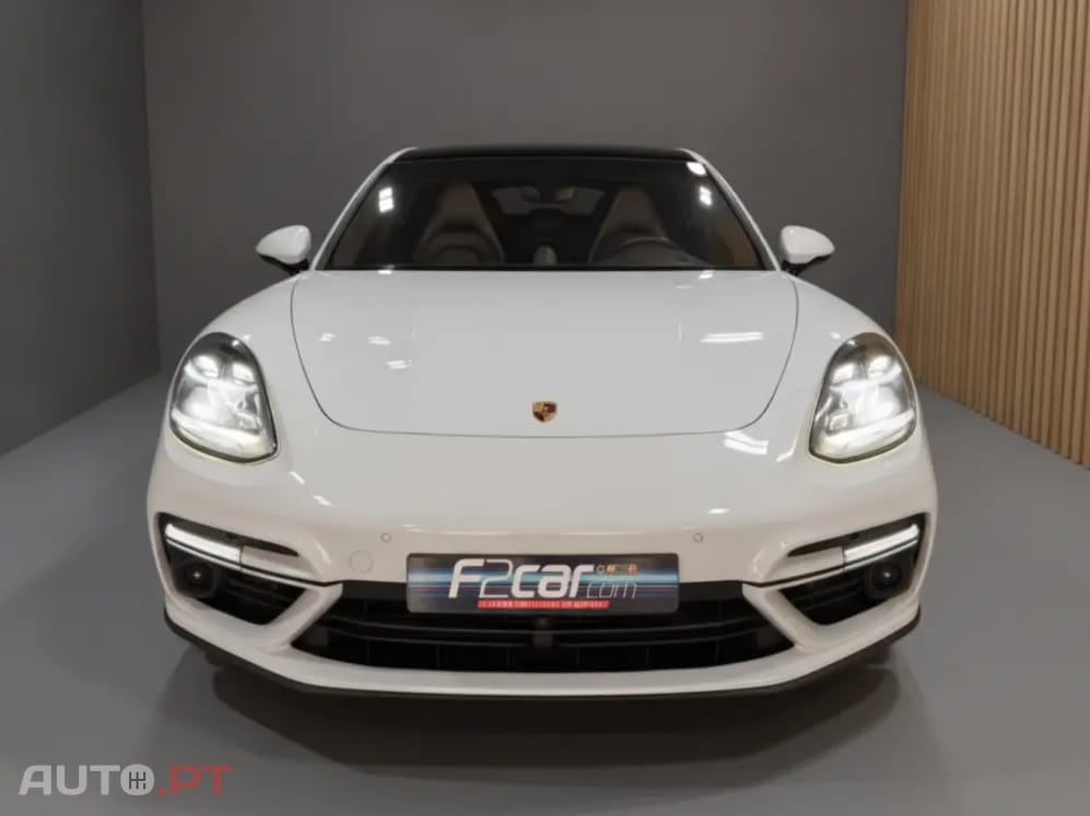 Porsche Panamera Turbo S E-Hybrid