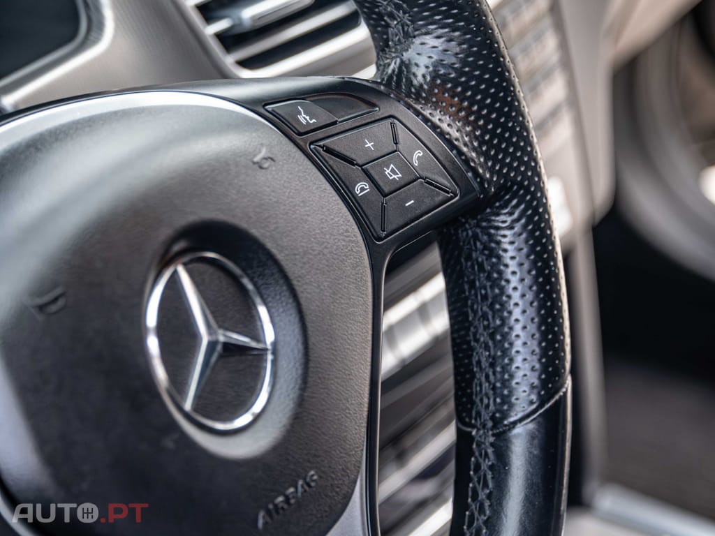 Mercedes-Benz E 220 BlueTEC Avantgarde