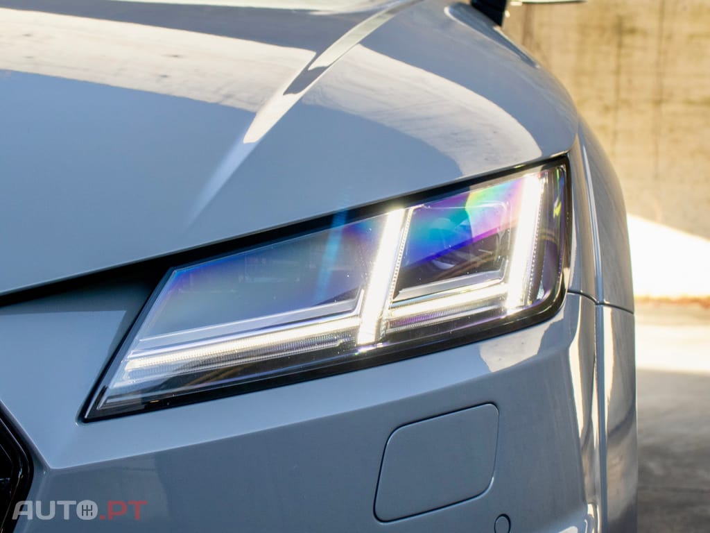 Audi TTS 2.0 TFSi quattro S Tronic