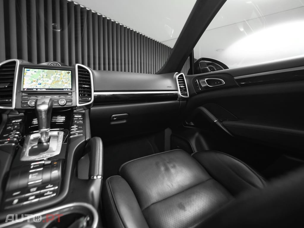 Porsche Cayenne S E-Hybrid