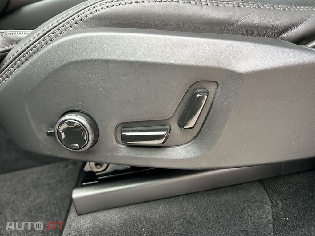 Volvo XC90 T8 AWD Recharge I.V.A DEDUTIVEL 