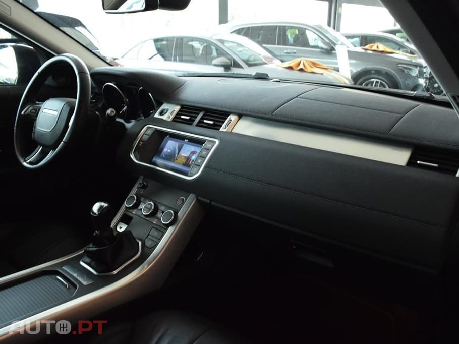 Land Rover Evoque 2.0 eD4 SE Dynamic