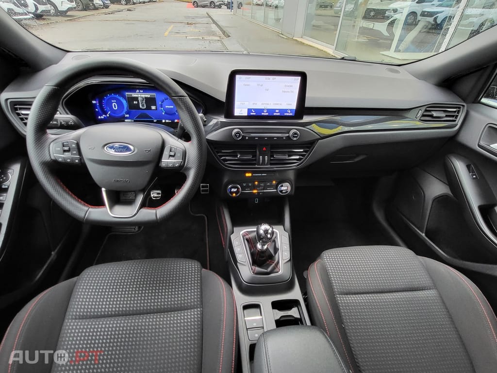Ford Focus SW 1.0 EcoBoost MHEV ST-Line X
