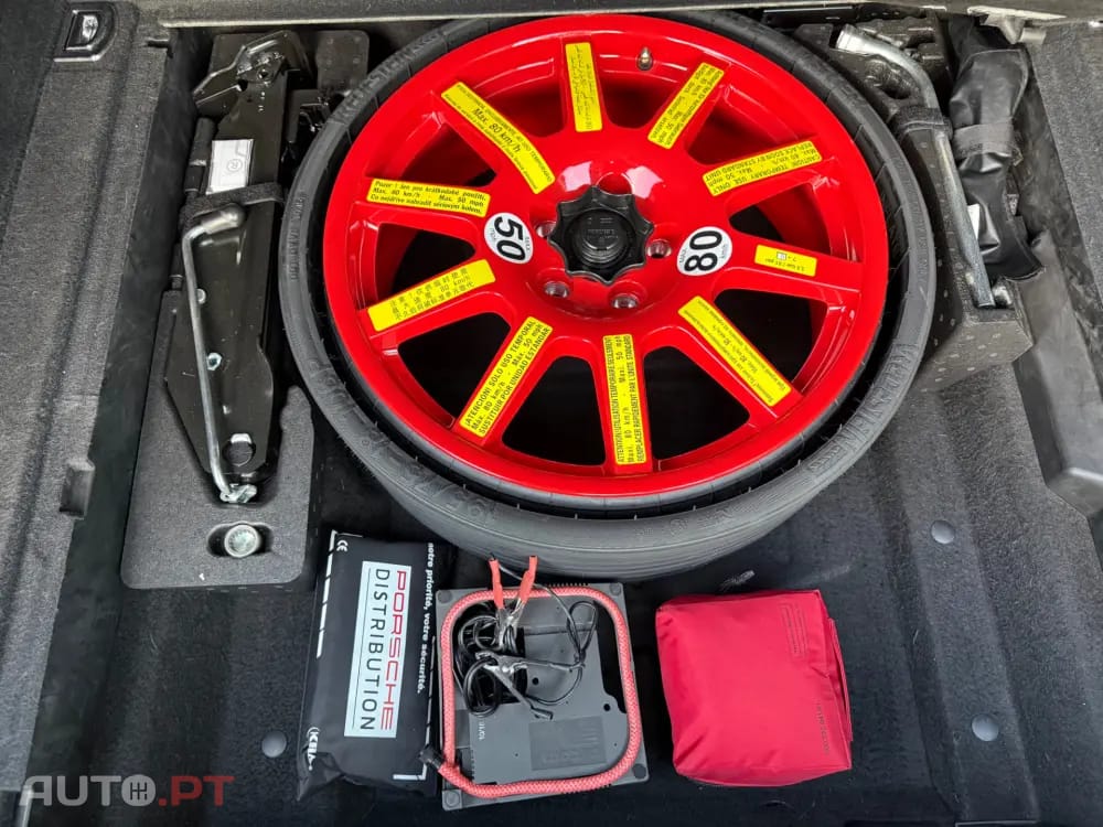 Porsche Macan S