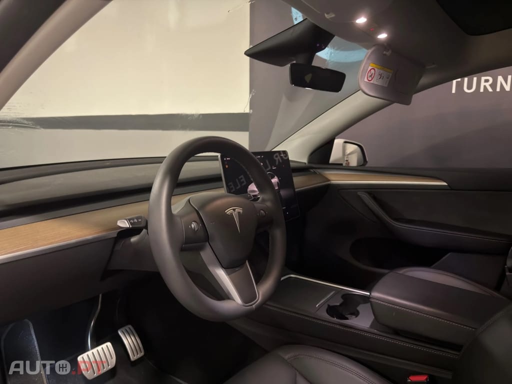Tesla Model Y Performance Tração Integral