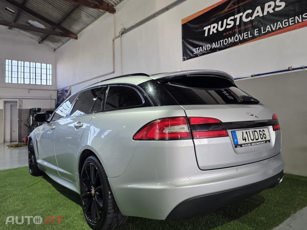 Jaguar XF 2.2 D R-Sport