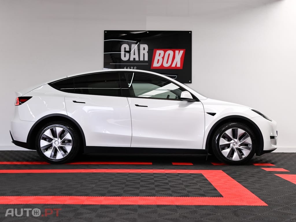 Tesla Model Y Long Range Dual Motor AWD