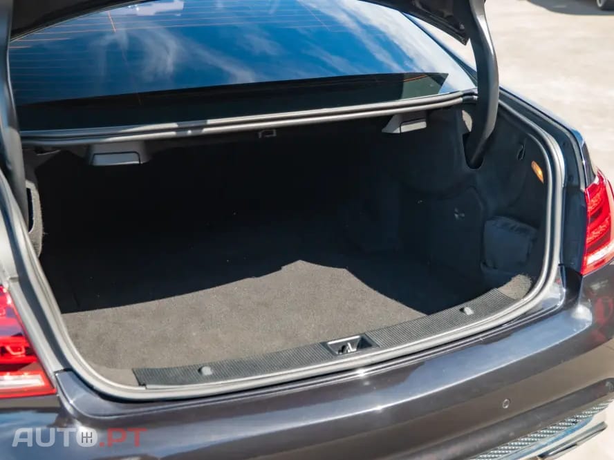 Mercedes-Benz E 220 CDI Elegance BE Auto.