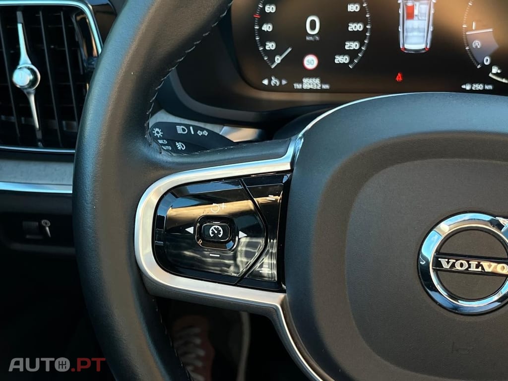 Volvo V60 Cross Country 2.0 B4 Geartronic