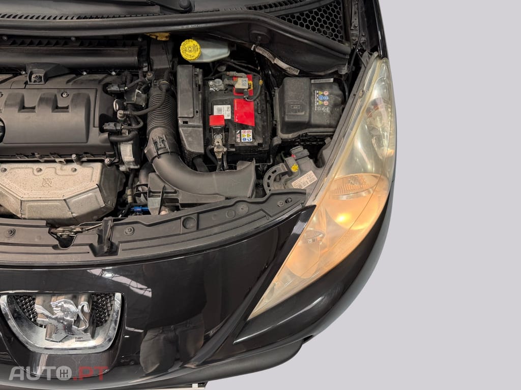 Peugeot 207 CC 1.6 VTi Active