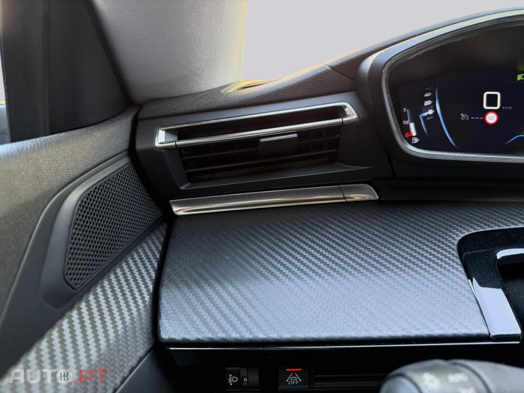 Peugeot 508 SW 1.2 EAT8 Business — fotografia 16