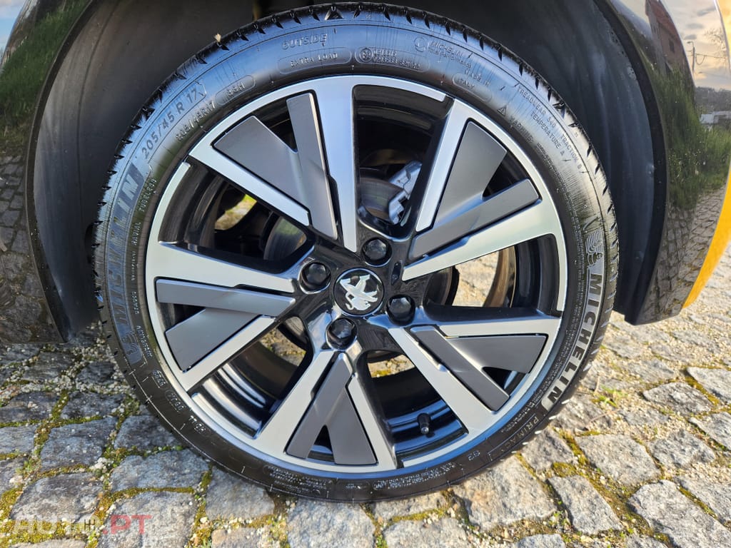 Peugeot 208 1.5 BlueHDi GT Line