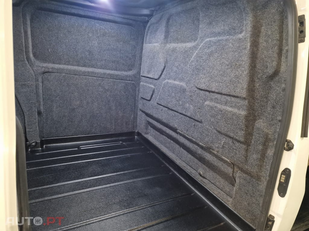 Ford Transit Custom 310L1 2.0 TDCi H1-Tecto Baixo Trend