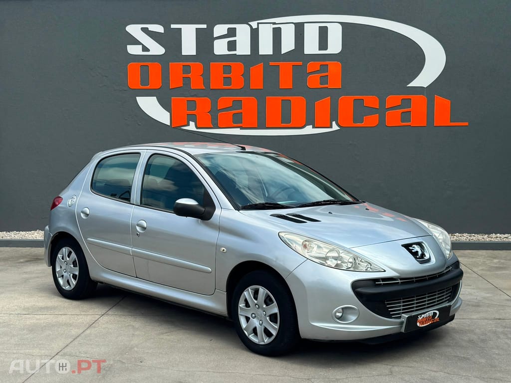 Peugeot 206 1.1 Trendy — fotografia 3