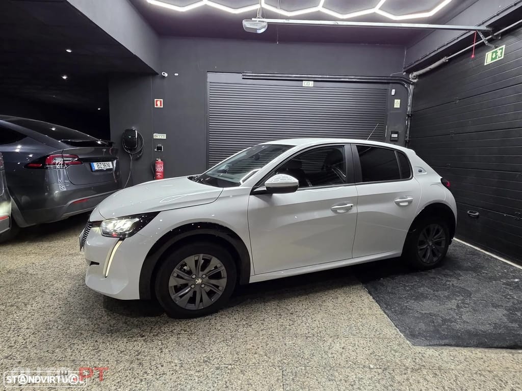 Peugeot E-208 50 kWh Active Pack