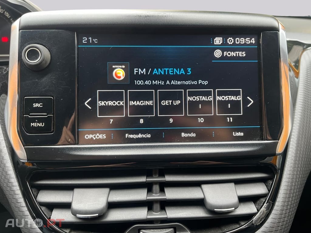 Peugeot 2008 1.2 e-VTi Style
