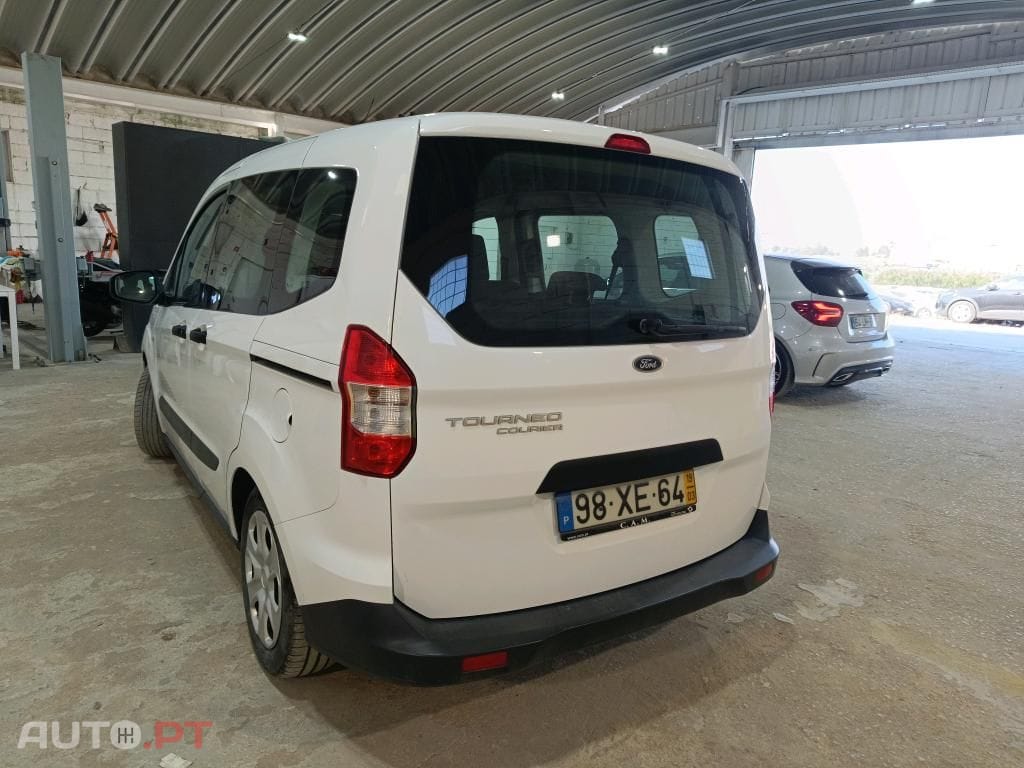 Ford Tourneo 1.0 EcoBoost Ambiente