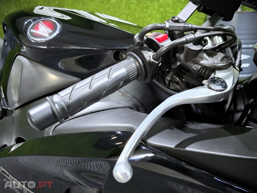 Honda CBR 1000 RR Fireblade