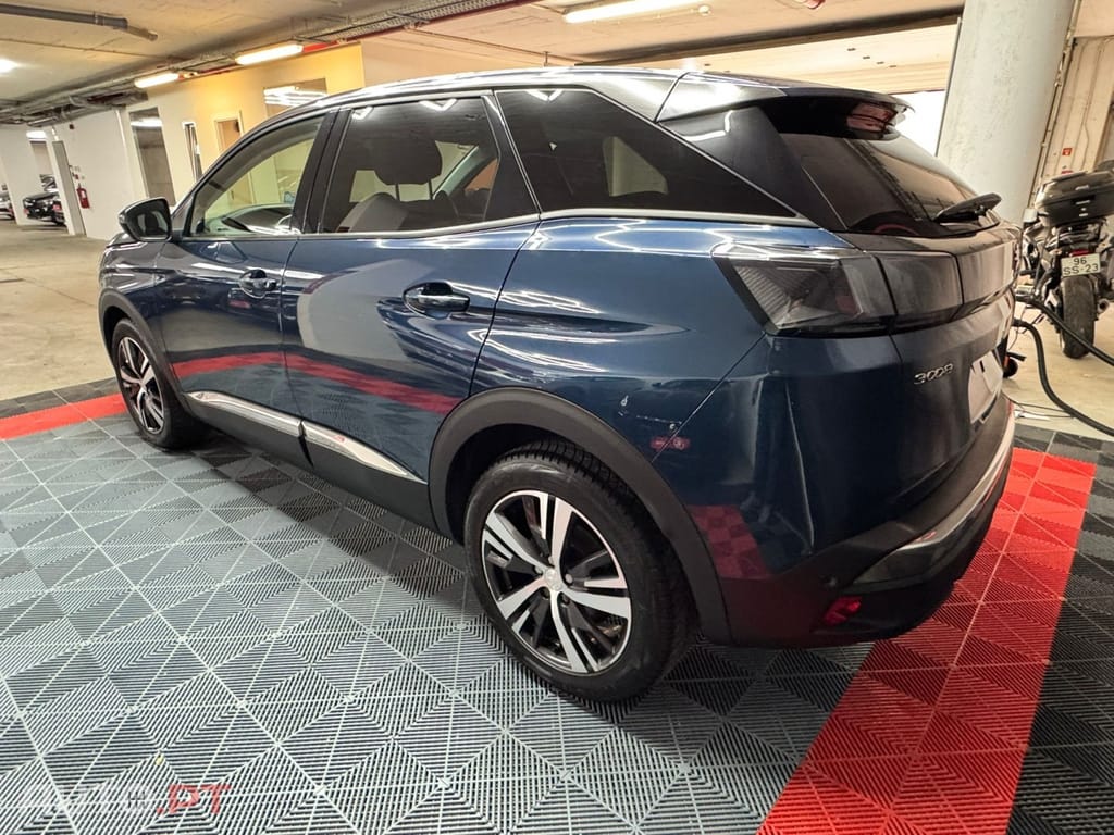 Peugeot 3008 1.2 PureTech Allure EAT8