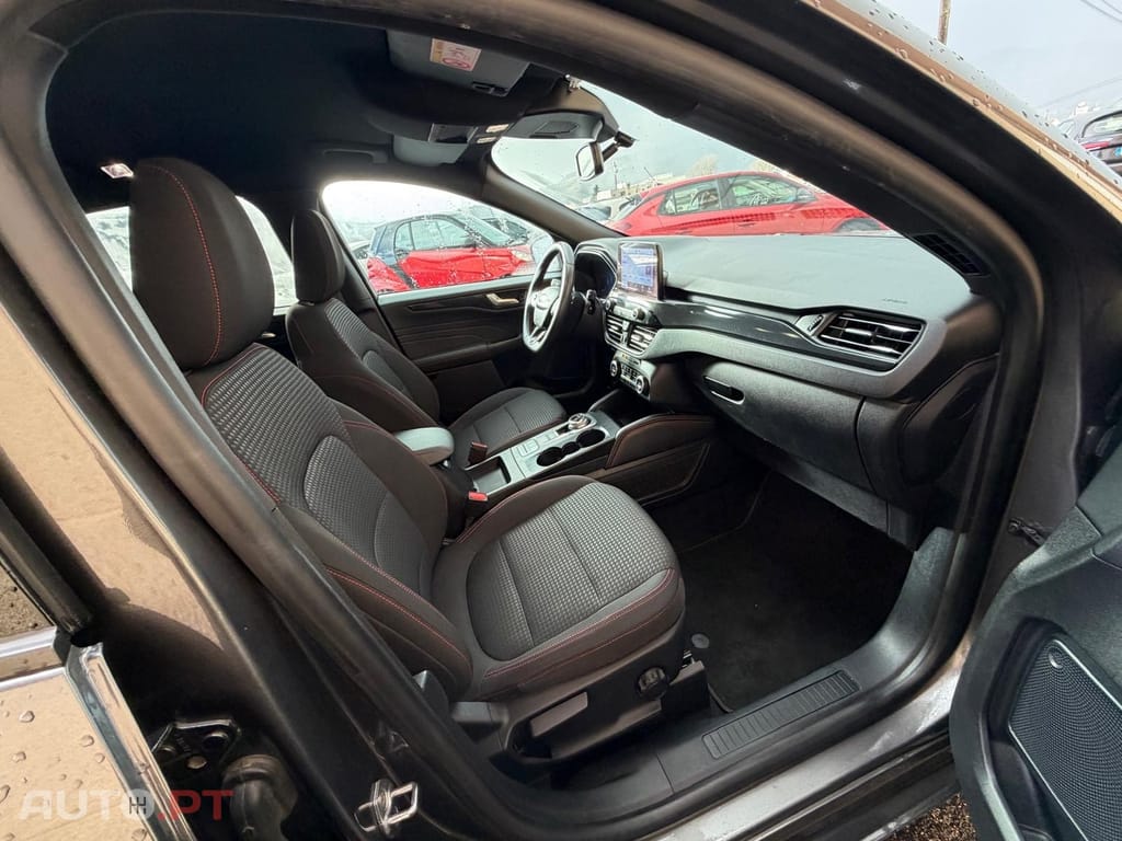 Ford Kuga 1.5 TDCi EcoBlue ST-Line X Aut.