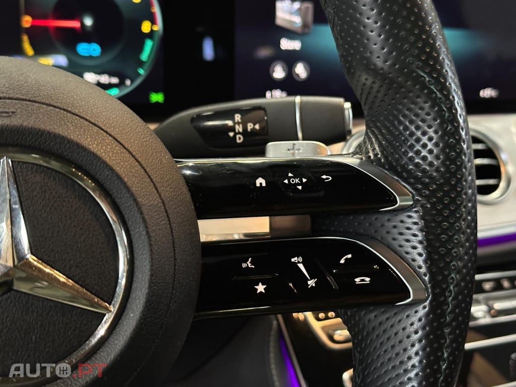 Mercedes-Benz E 300 de 4Matic 9G-TRONIC AMG Line