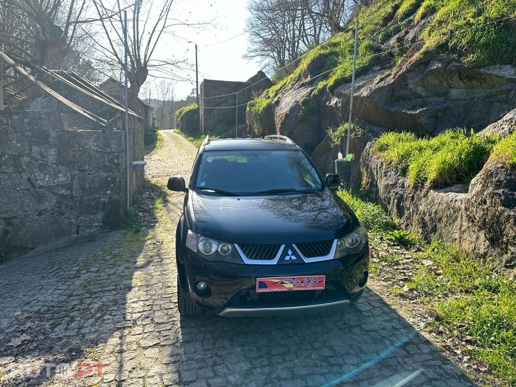 Mitsubishi Outlander 2.0 DI-D Intense 4WD