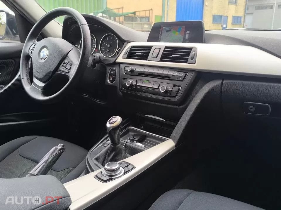 BMW 318 d xDrive Line Luxury