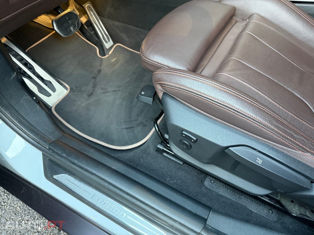 BMW X2 xDrive25e Edition M Mesh